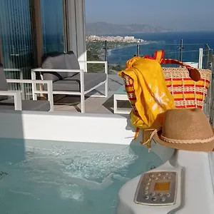 https://apartamentos-martalia.es-andalucia.com